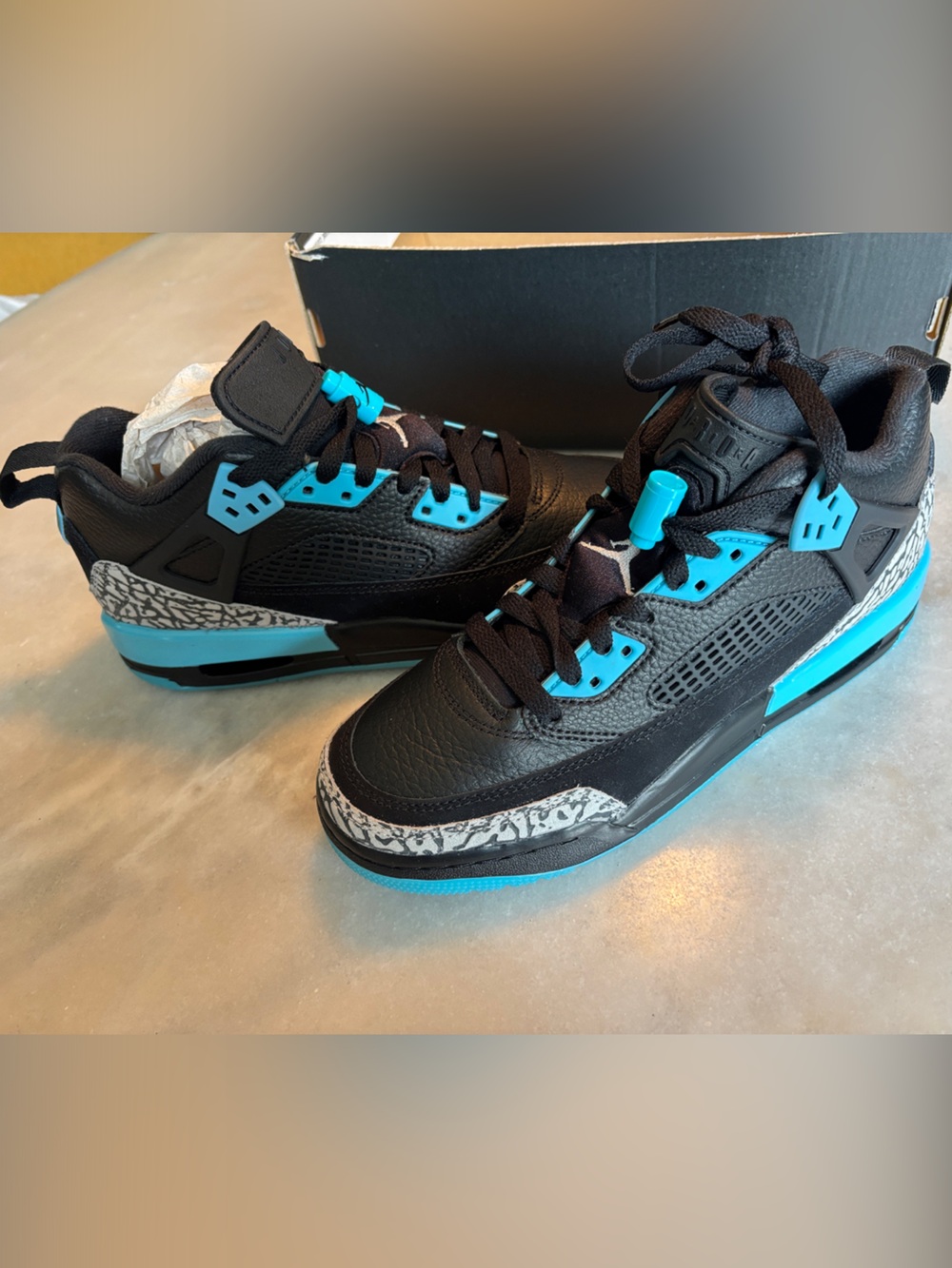 Jordan Kids Black and Teal Low-Top Sneakers
